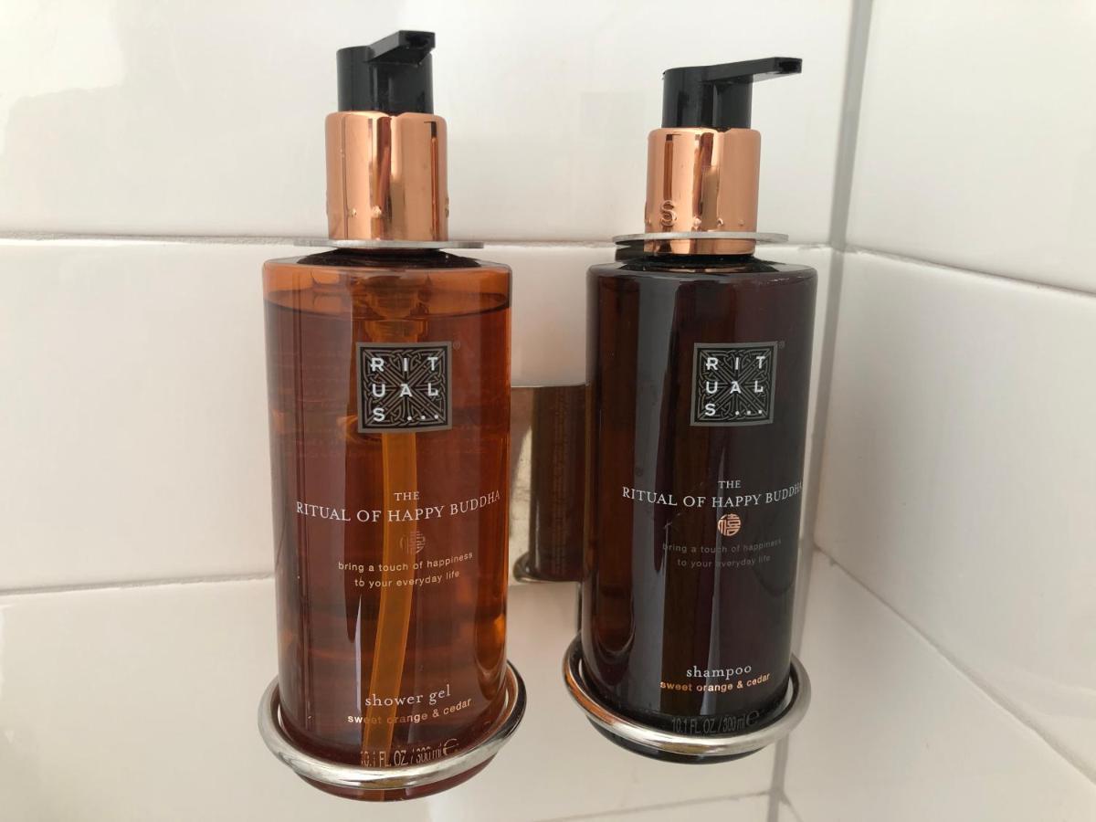 Nine-T-Teen Bed And Boutique Άμστερνταμ Εξωτερικό φωτογραφία