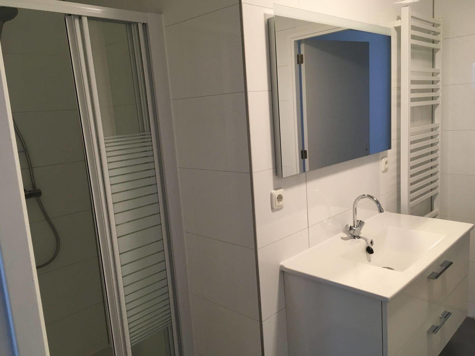 Nine-T-Teen Bed And Boutique Άμστερνταμ Εξωτερικό φωτογραφία